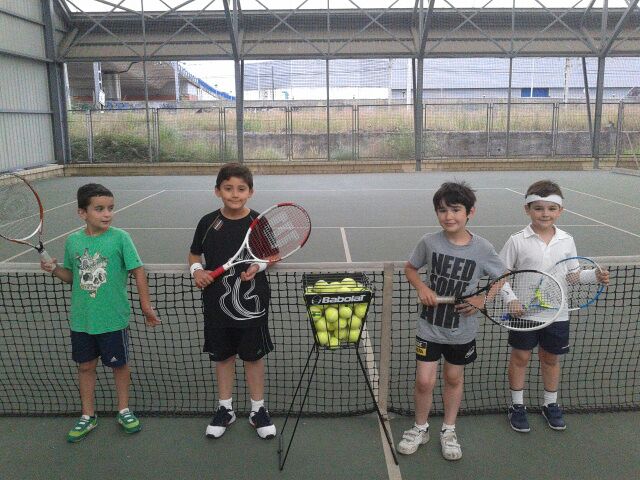 Intensivos de verano de tenis de Ibarreta Tenis en Barakaldo, semana 1