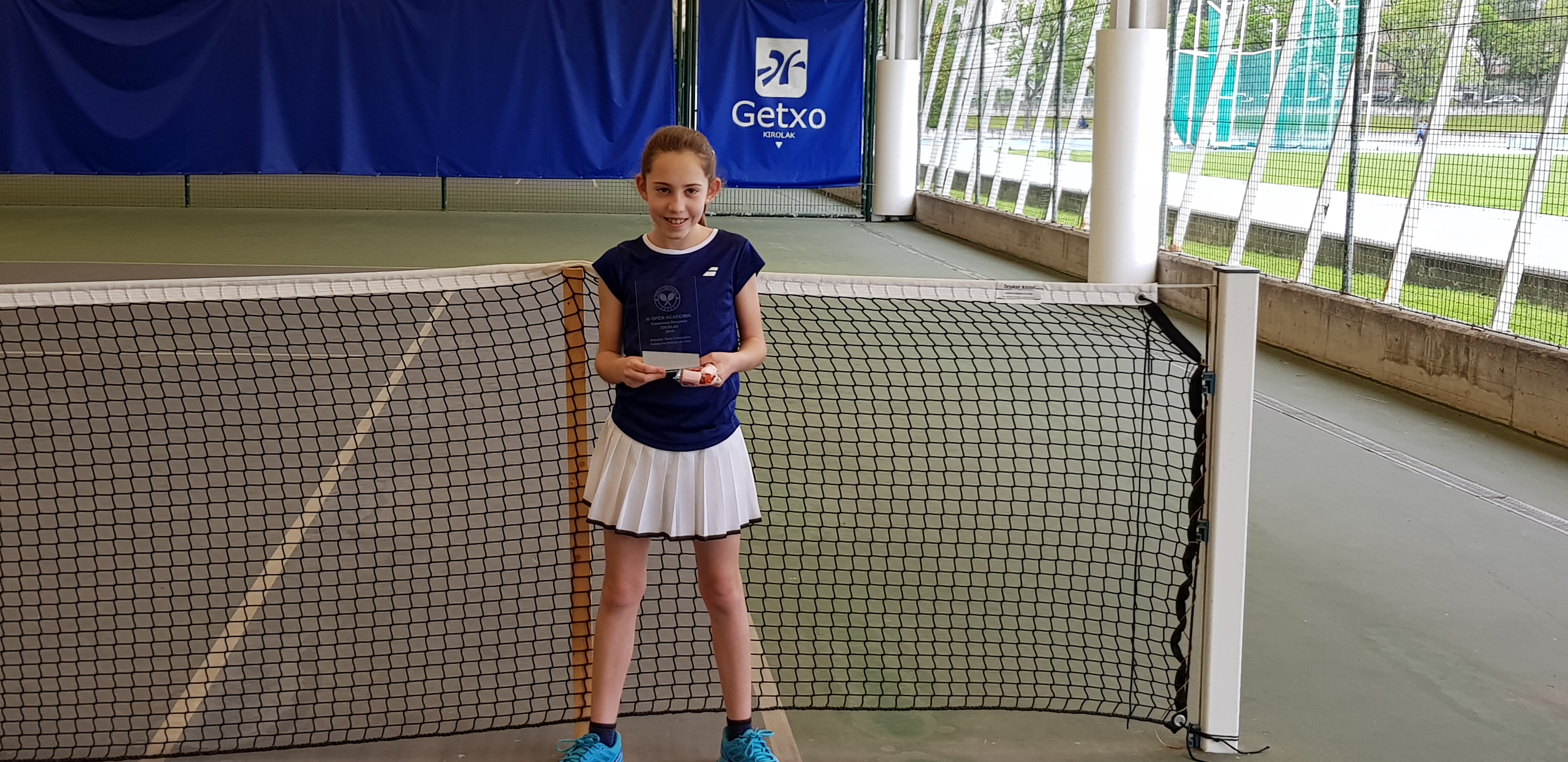 Uxúe Bernal ha resultado vencedora del III Open Academia Fadura.