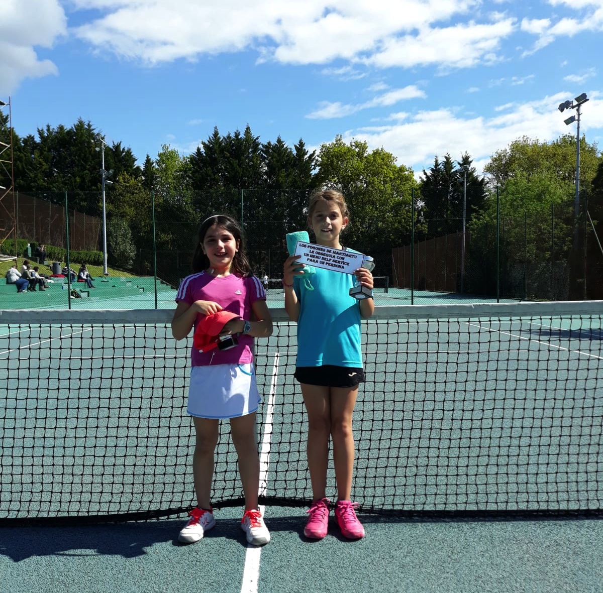 Janire Mota  y Paula López semifinalistas en Martiartu