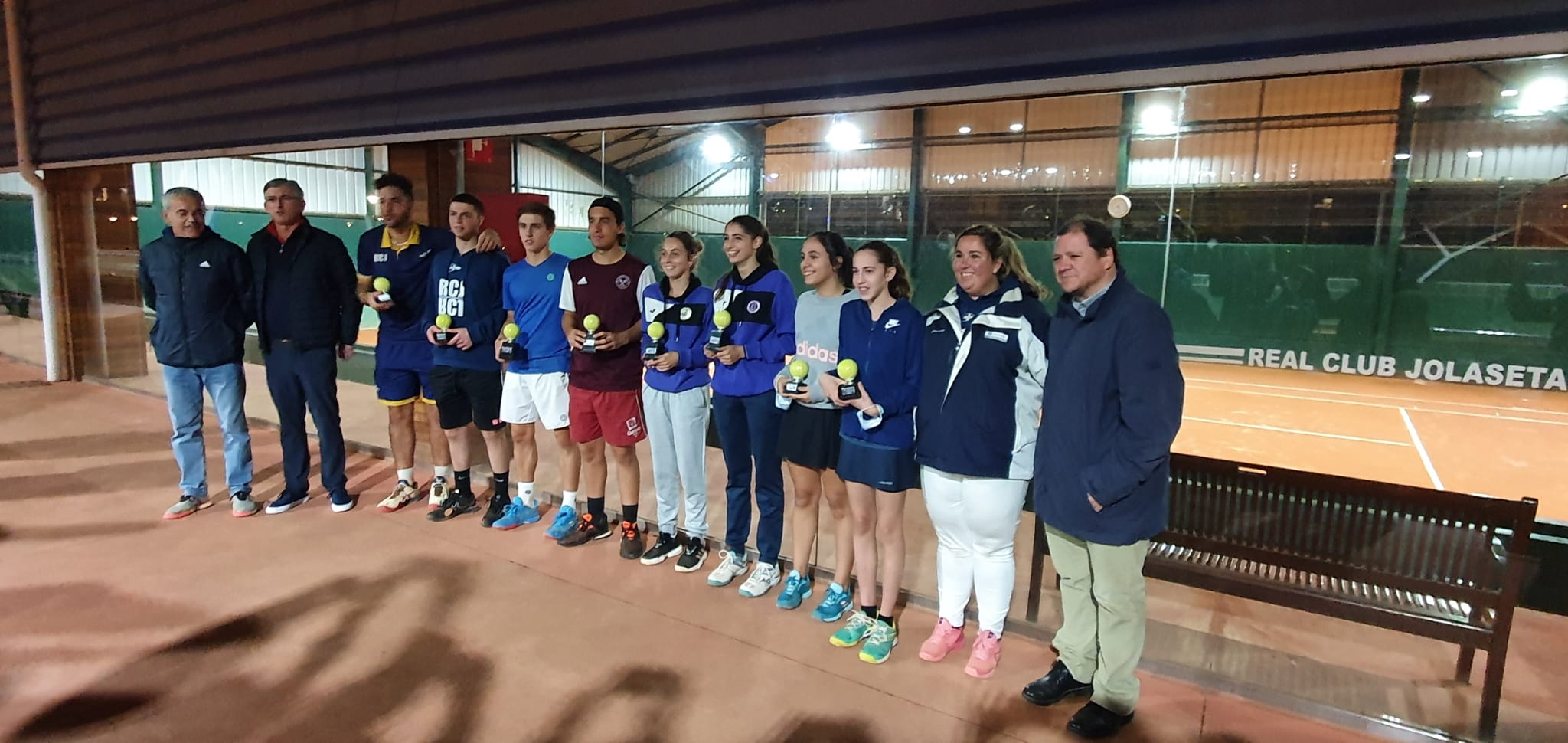  CAMPEONATO DE EUSKADI ABSOLUTO DOBLES FEMENINO 2021 conjunto ganadoras